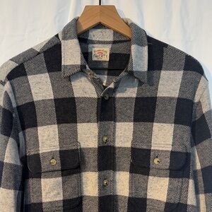 Faherty Checkered Swerter Shirt in Navy Blue and Light Grey